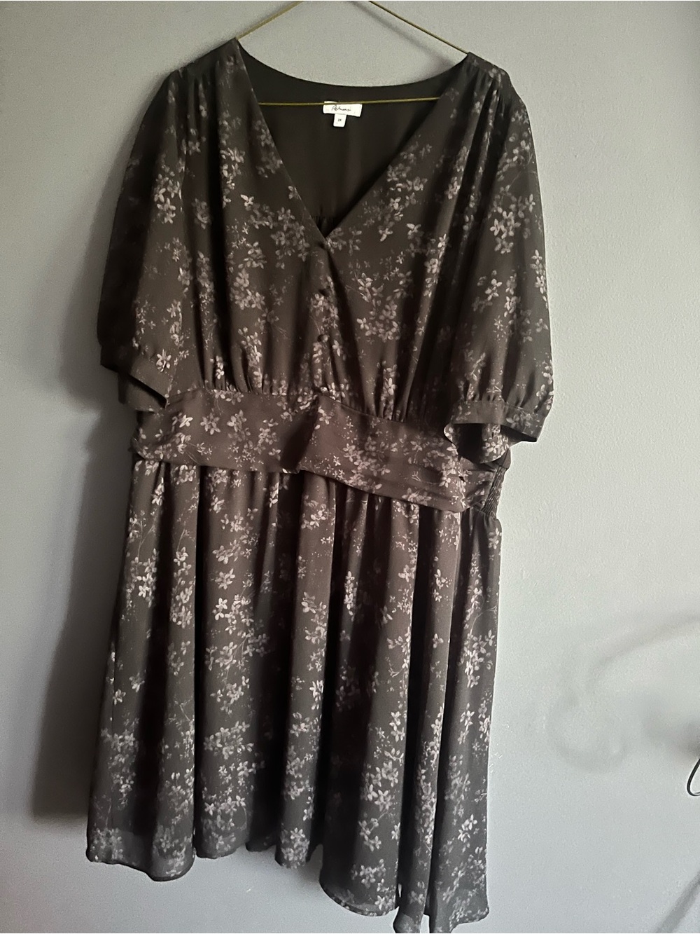 Reitmans black Floral V-Neck Midi Dress